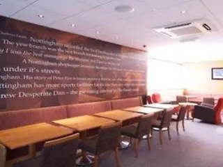 Travelodge Nottingham Central 3*,